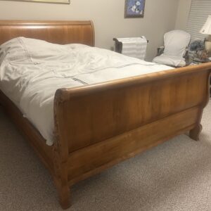 Ethan Allen wooden queen sleigh bed.